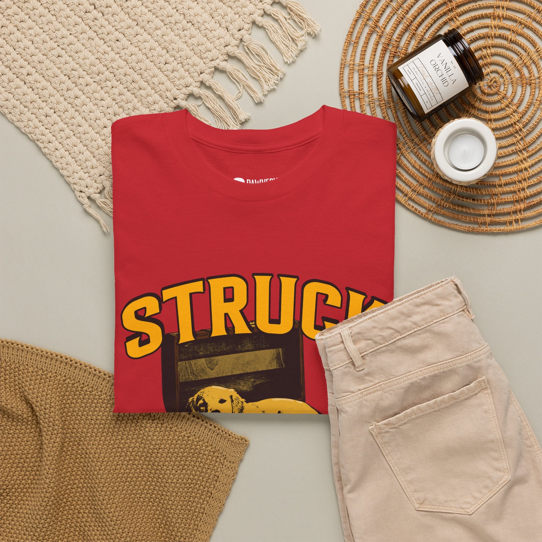 "Struck Golden" Golden Retriever Shirt - Retro Vintage Dog Dad & Mom Graphic Tee
