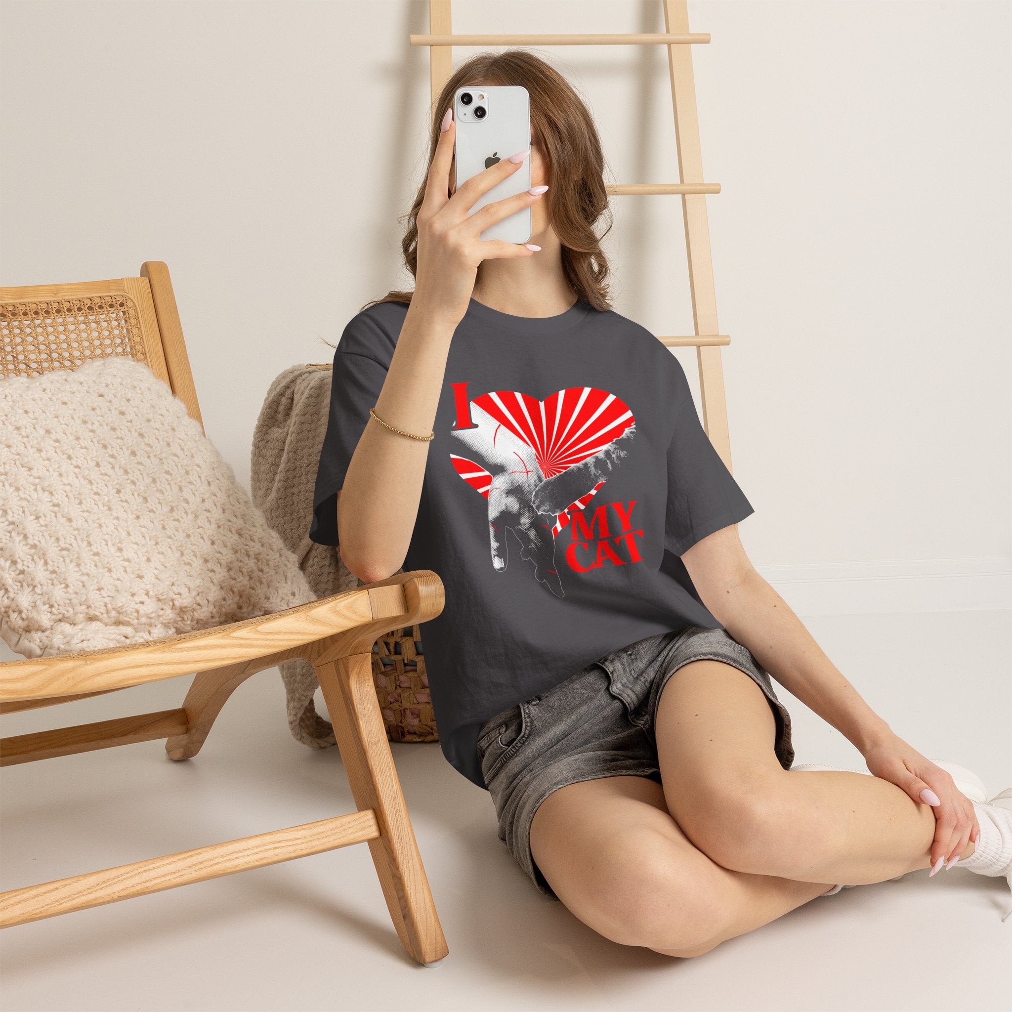 "I Love My Cat" T-Shirt - Retro Sunburst Cat Grunge Streetwear Cat Parent Graphic Tee