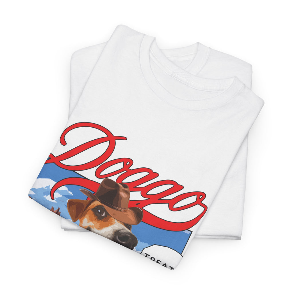 White t-shirt with a graphic of a dog wearing a cowboy hat and the word 'Doggo' in red text.